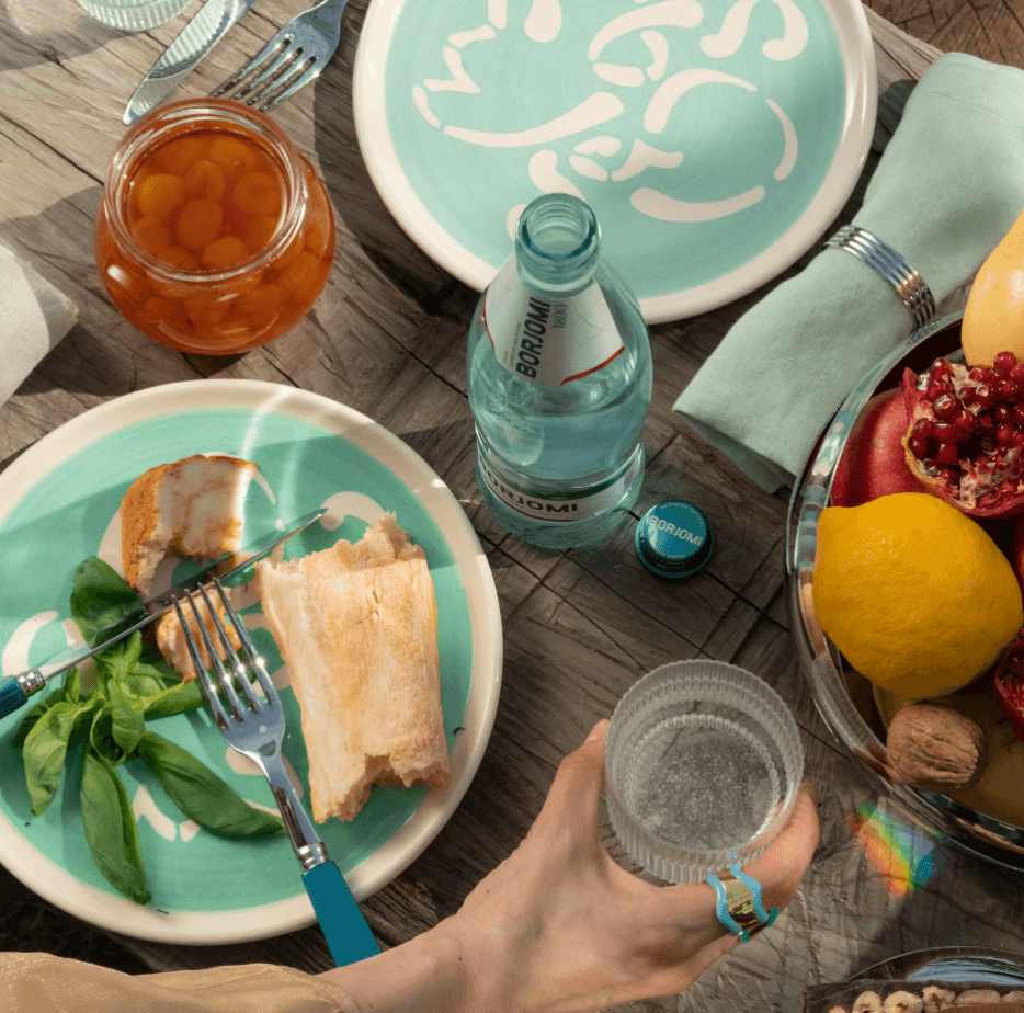 Combination of Borjomi and food